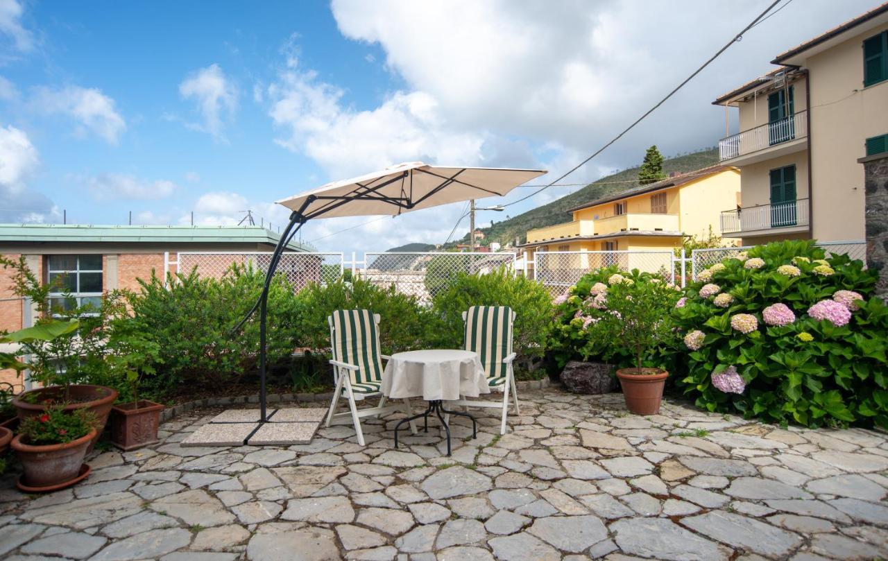 Villa Mori Levanto Buitenkant foto